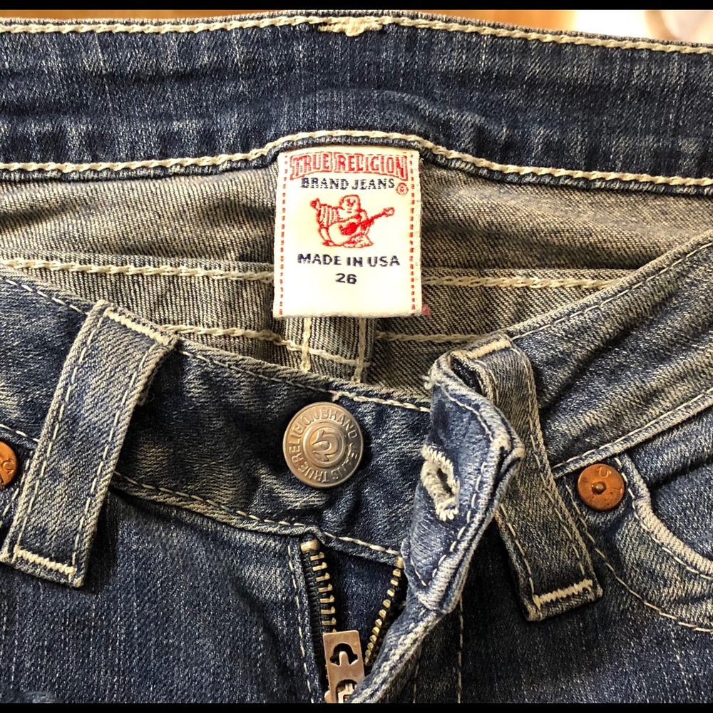 True Religion blue jean size 26